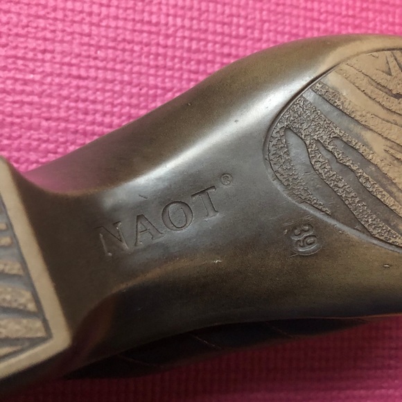 ๐ธ Unique Genuine Leather Clogs ๐ธ - Picture 6 of 10